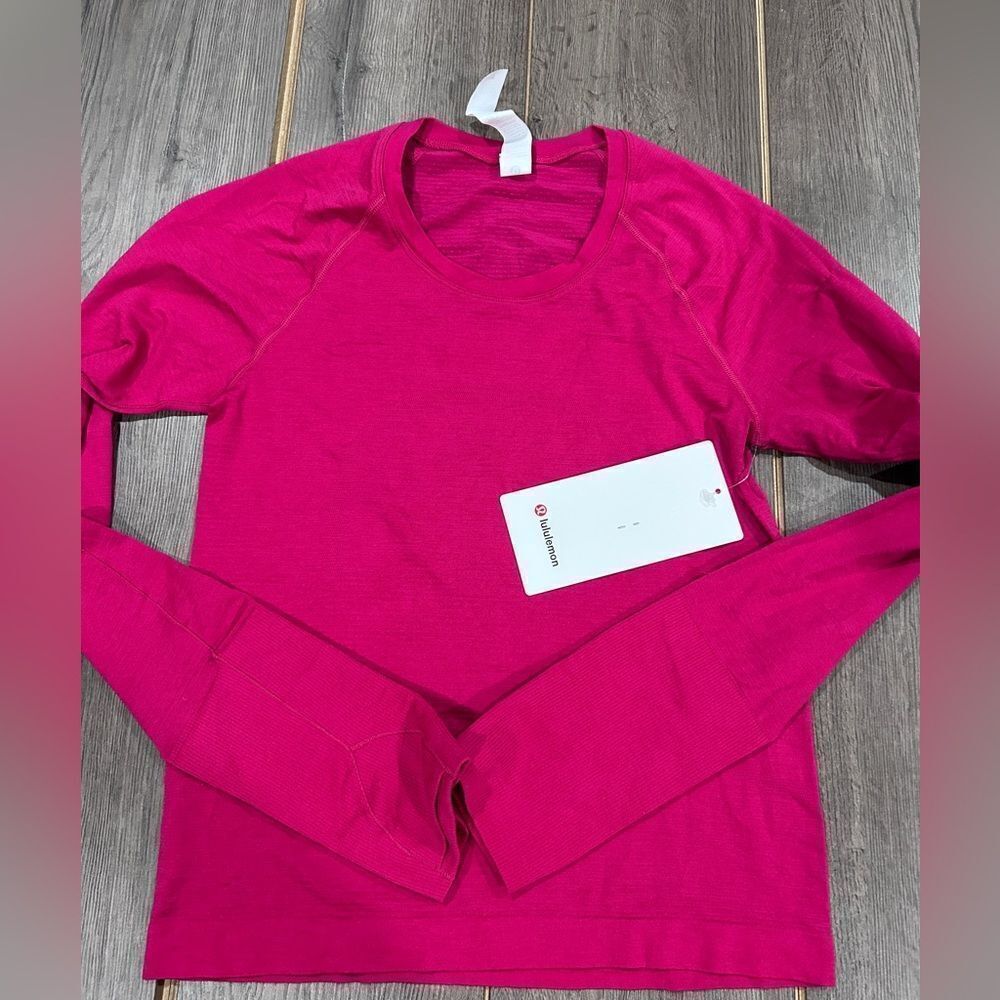 New Swiftly Tech Long
Sleeve 2.0 Race